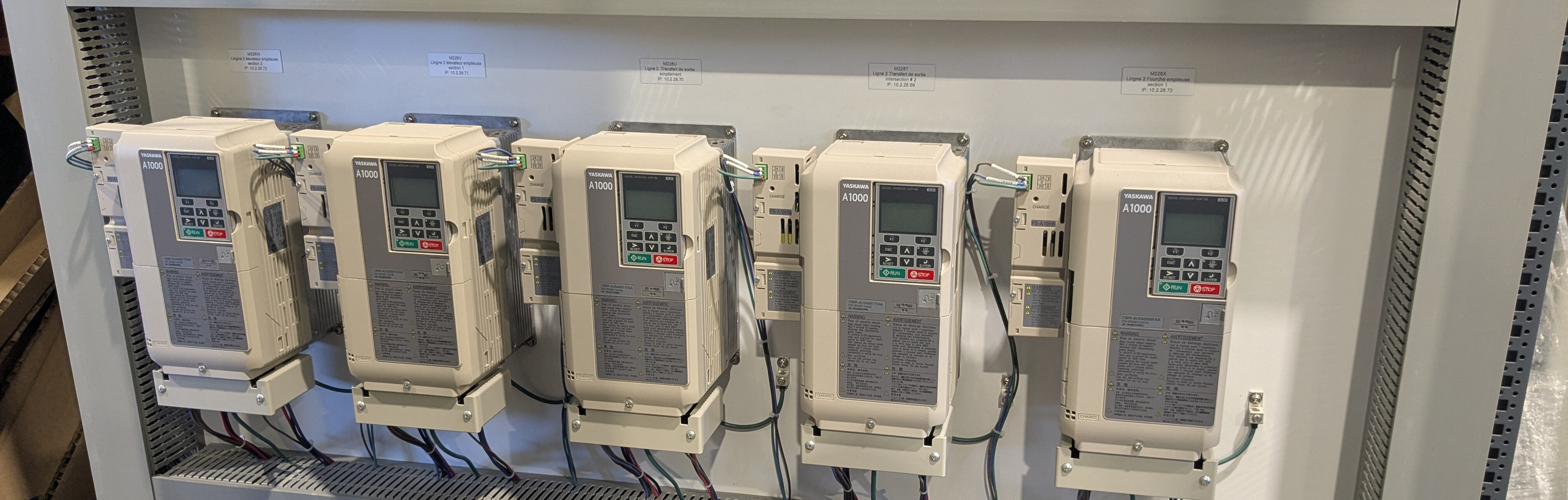 Atelier de fabrication de panneaux de contrôle IDAS